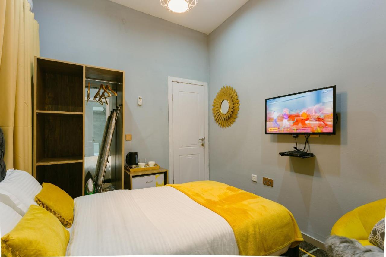 The Avery Suites, East Legon Accra Buitenkant foto